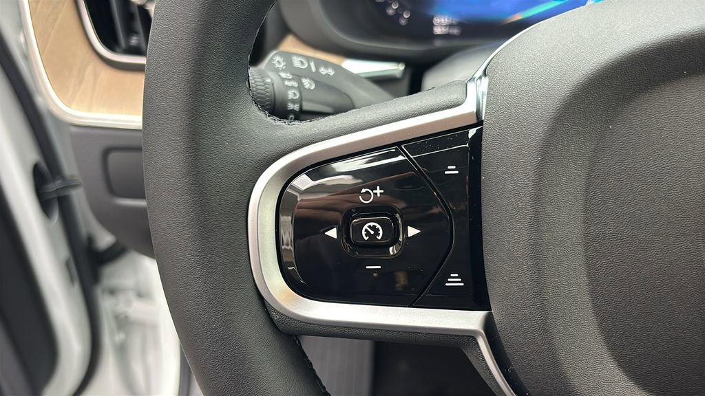 New 2026 Volvo XC60 B5 Plus w/ Protection Package Premier image 17