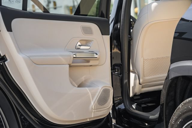 New 2026 Mercedes-Benz GLB 250 4MATIC image 38