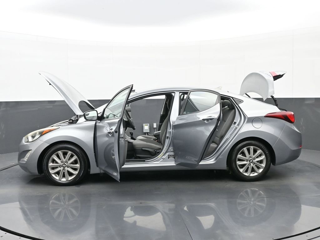 Used 2016 Hyundai Elantra SE w/ Option Group 02 image 41