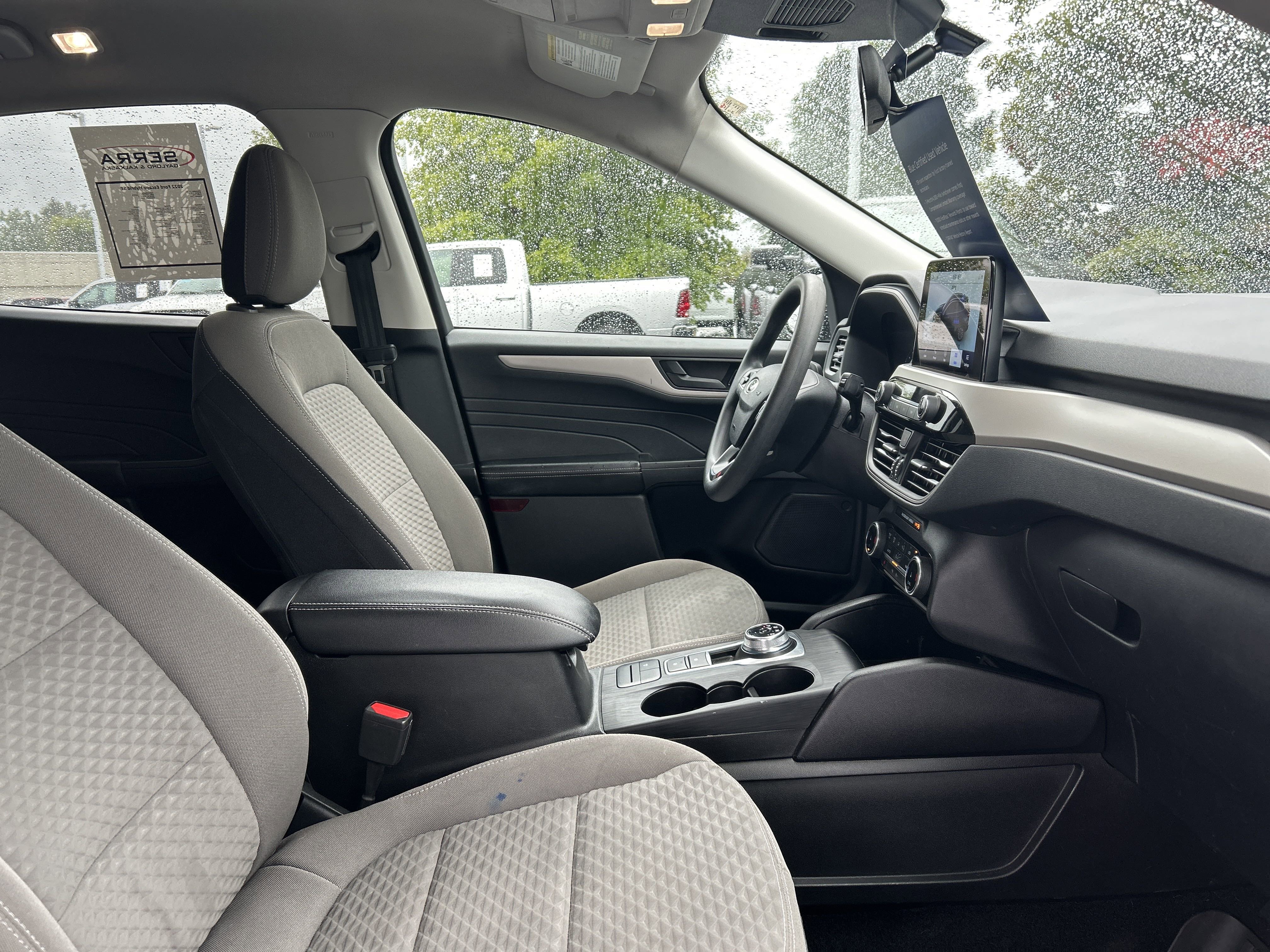 Certified 2022 Ford Escape SE image 9