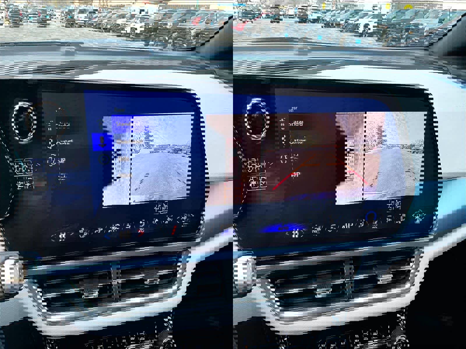 Used 2025 Chevrolet Equinox EV LT image 18