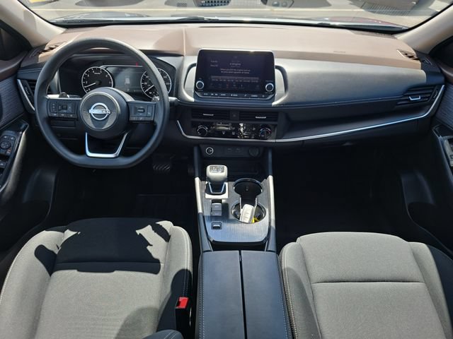 Used 2023 Nissan Rogue S FWD image 13