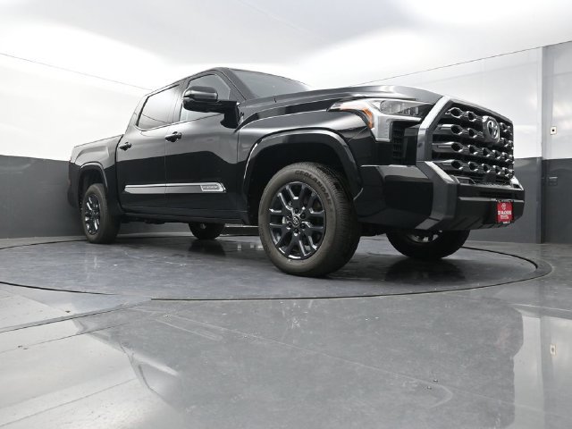 Used 2026 Toyota Tundra Platinum AWD/4WD image 31