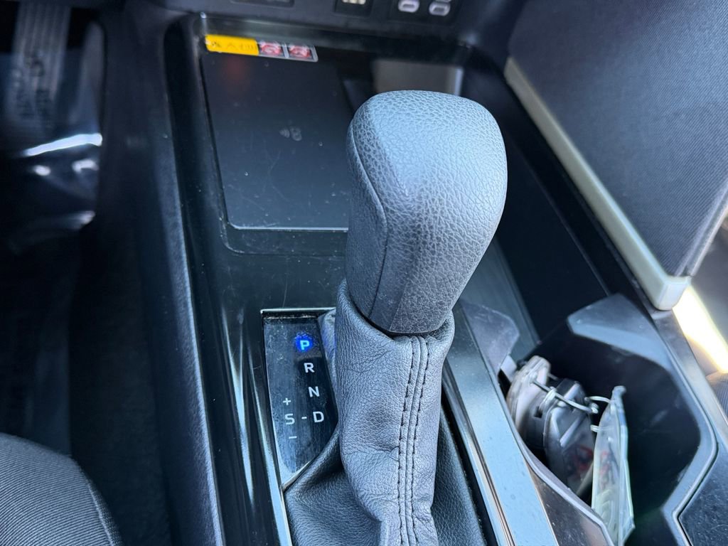 Used 2025 Toyota Camry LE FWD image 24