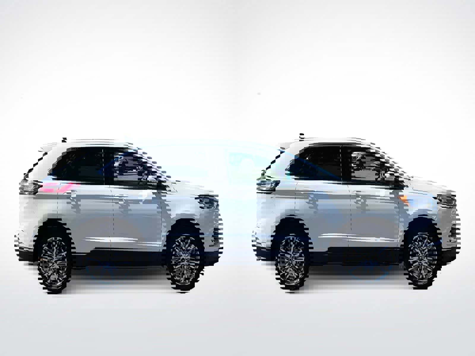 Used 2024 Ford Edge Titanium w/ Equipment Group 301A image 9