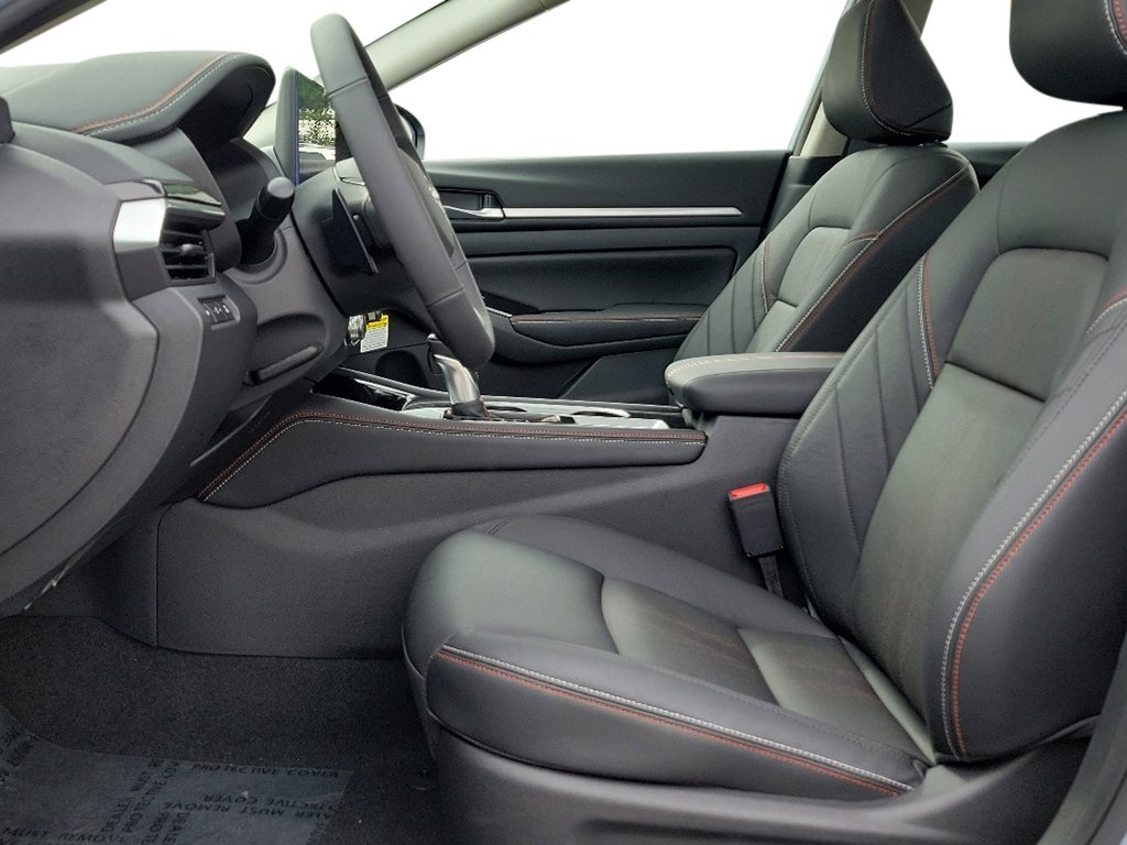 New 2025 Nissan Altima 2.5 SR w/ SR Premium Package image 13