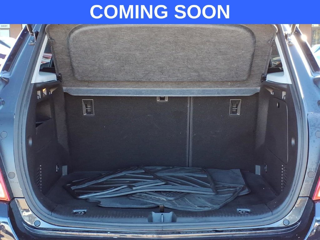 Used 2022 Chevrolet Trax LT w/ LT Convenience Package AWD/4WD image 8
