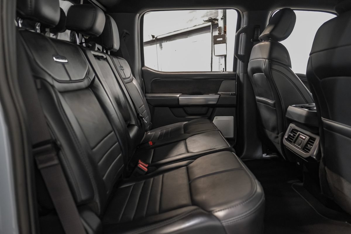 Used 2025 Ford F350 Platinum AWD/4WD image 37