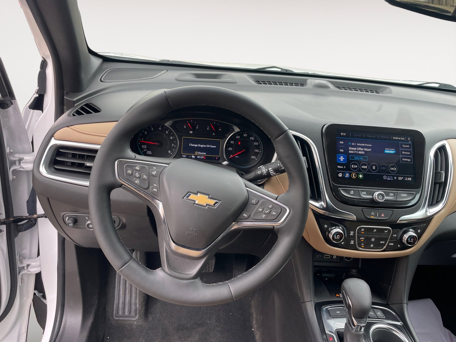 Used 2024 Chevrolet Equinox Premier AWD/4WD image 12