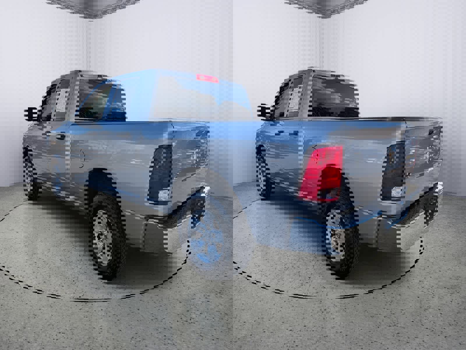 Used 2024 RAM 1500 Classic SLT image 4