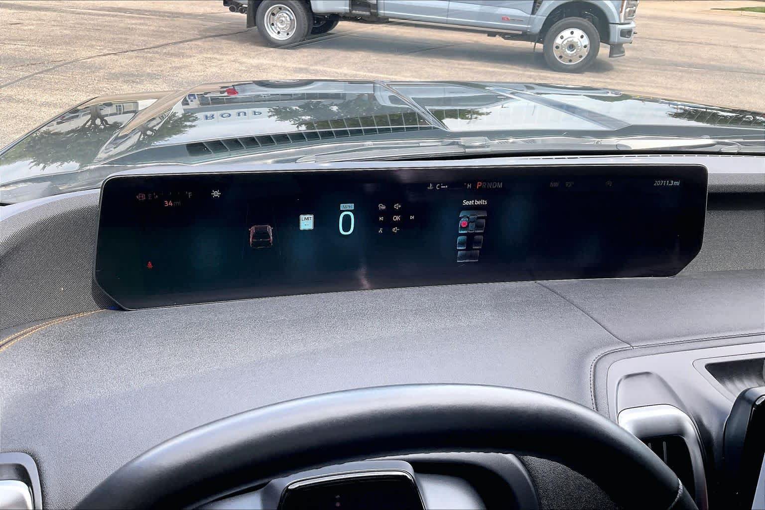 Used 2025 Ford Expedition Tremor AWD/4WD image 25
