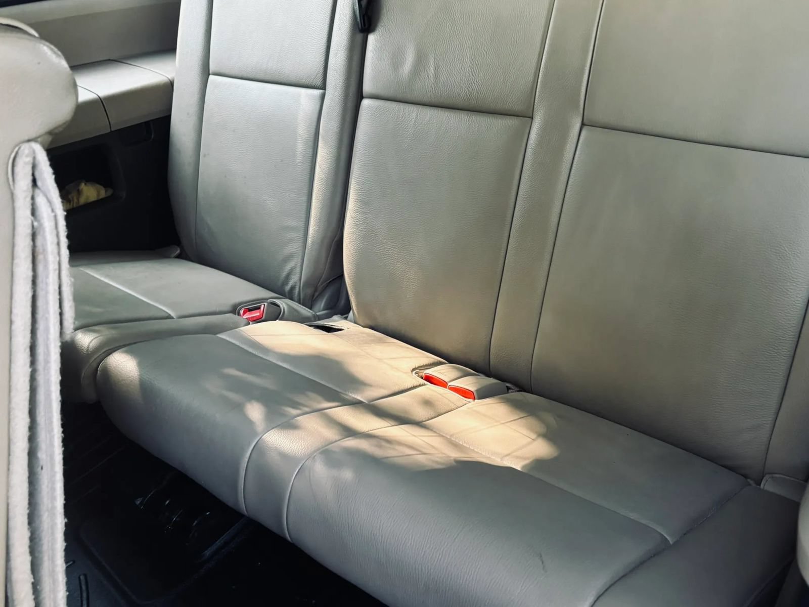Used 2017 Toyota Sequoia Limited w/ Safety & Convenience Package AWD/4WD image 17