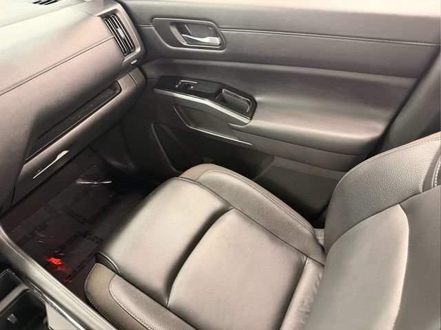 Certified 2024 Nissan Pathfinder SL FWD image 25