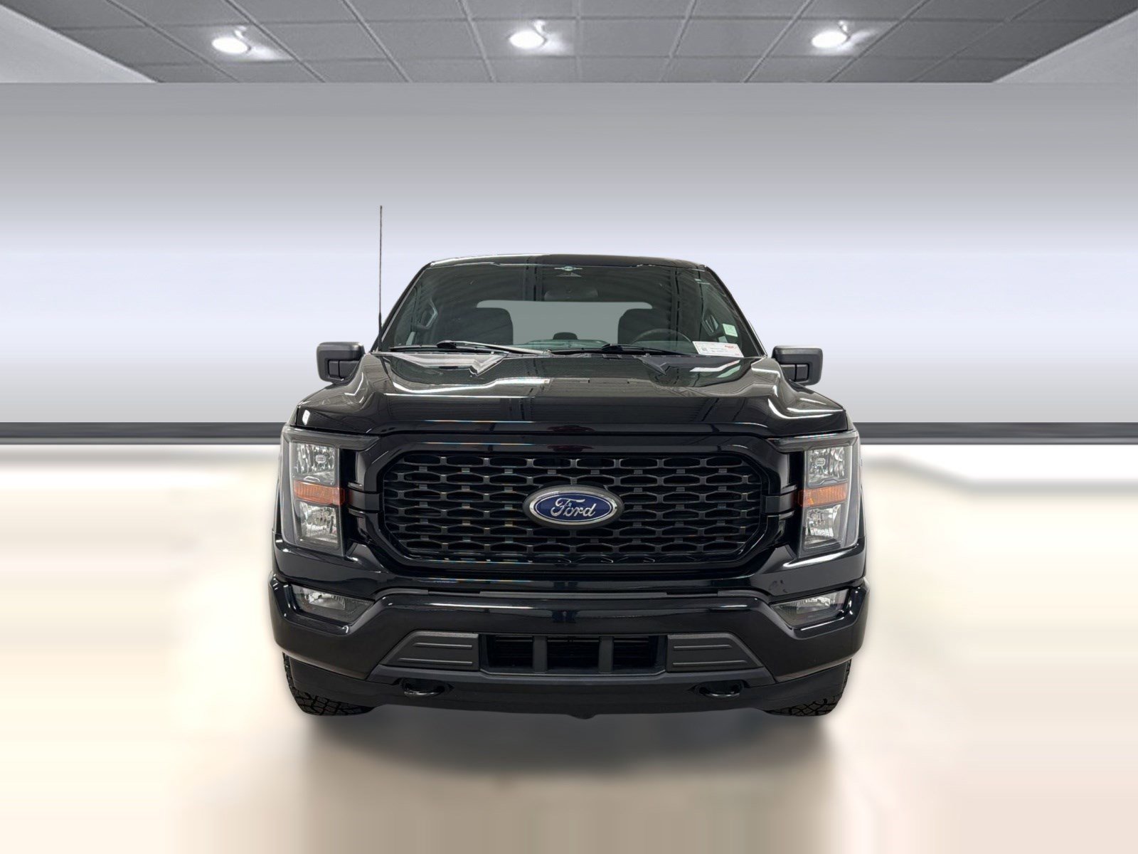 Used 2023 Ford F150 XL w/ STX Appearance Package AWD/4WD image 4