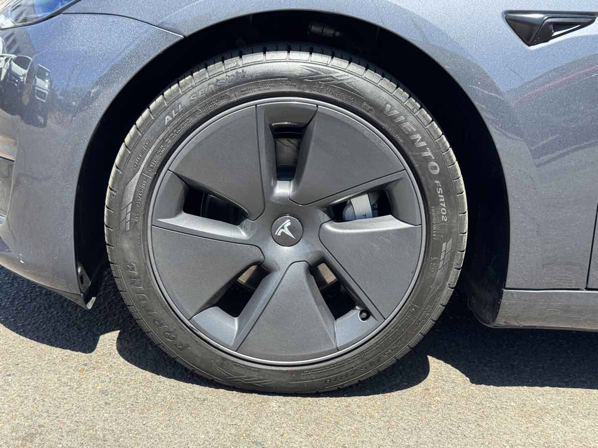 Used 2023 Tesla Model 3 Standard Range RWD image 7