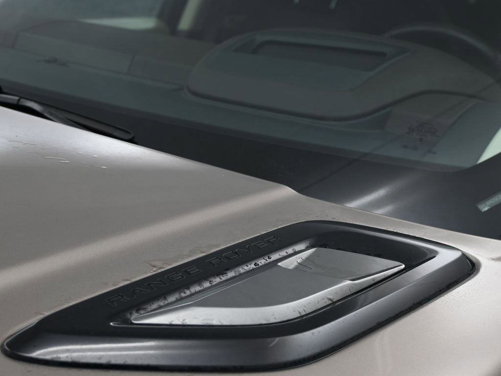 Used 2022 Land Rover Range Rover Sport HSE Dynamic image 12