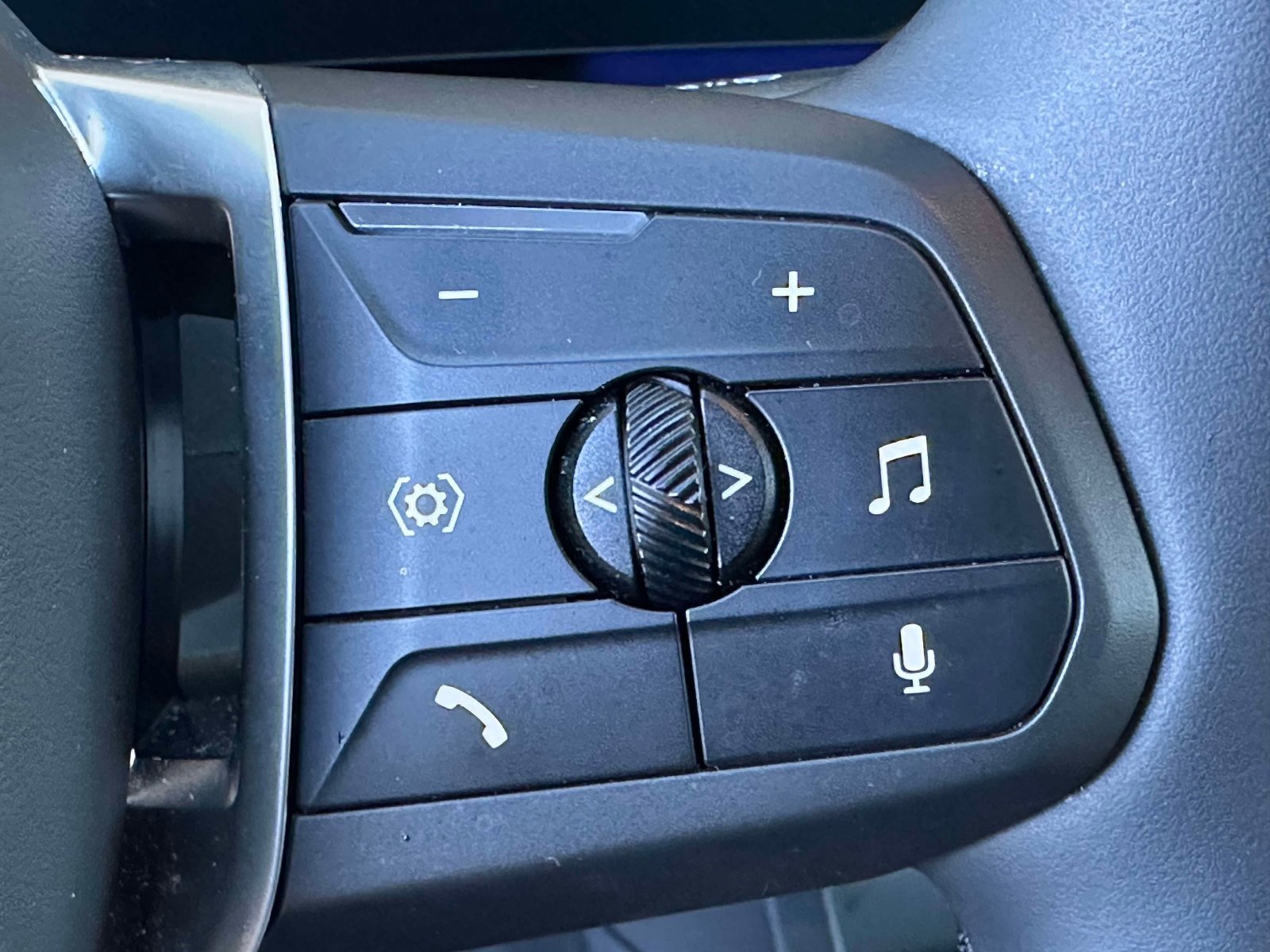 Used 2025 BMW 228i xDrive image 21