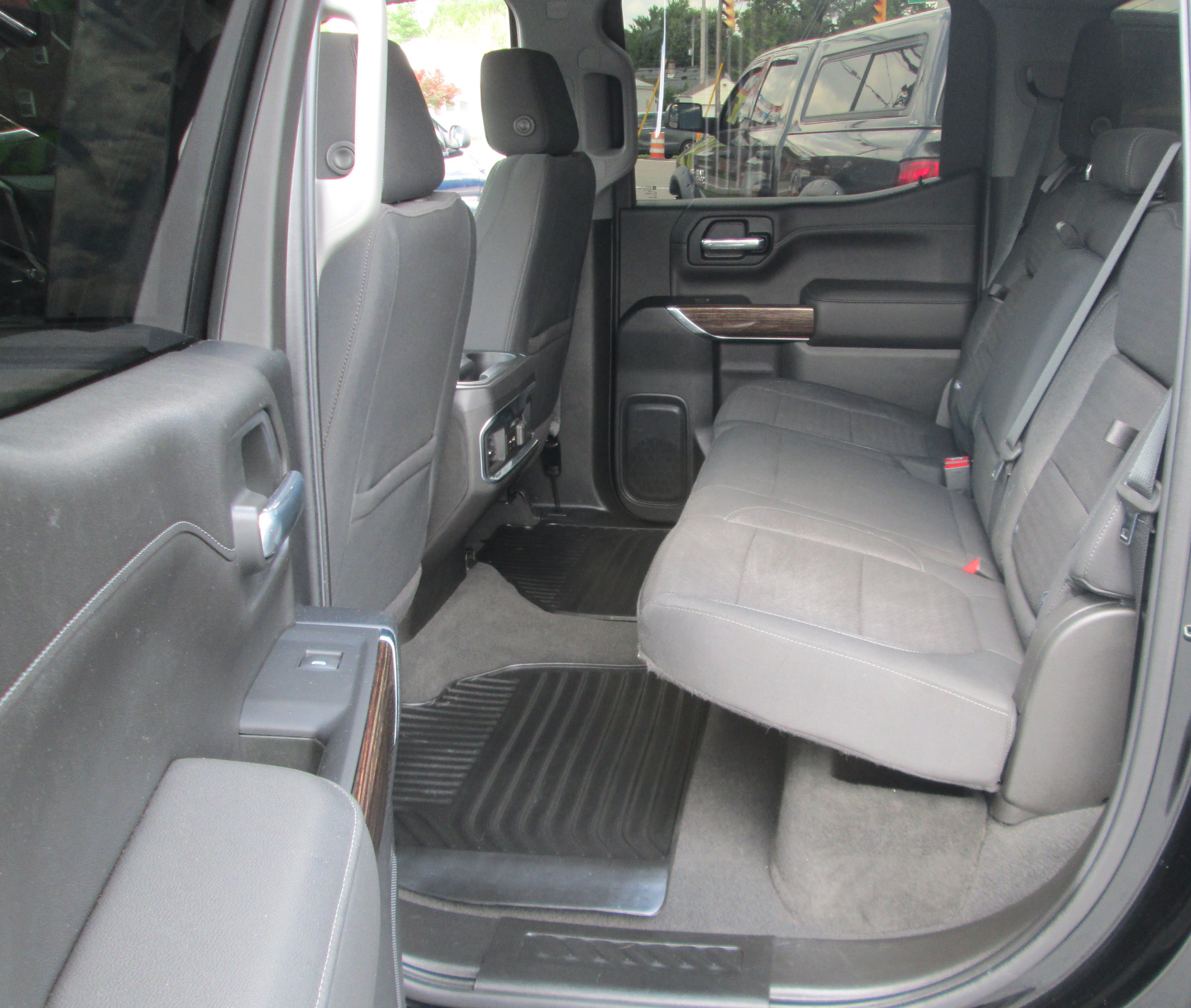 Used 2021 GMC Sierra 1500 Elevation w/ X31 Off-Road Package AWD/4WD image 11