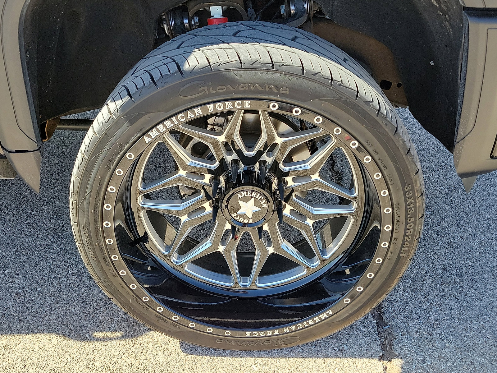 Used 2024 GMC Sierra 2500 Denali Ultimate image 7