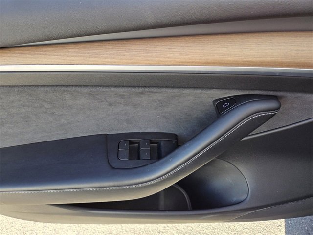 Used 2022 Tesla Model 3 Long Range image 17