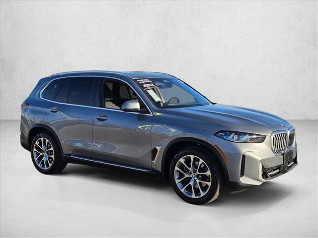 Used 2025 BMW X5 xDrive40i video 3