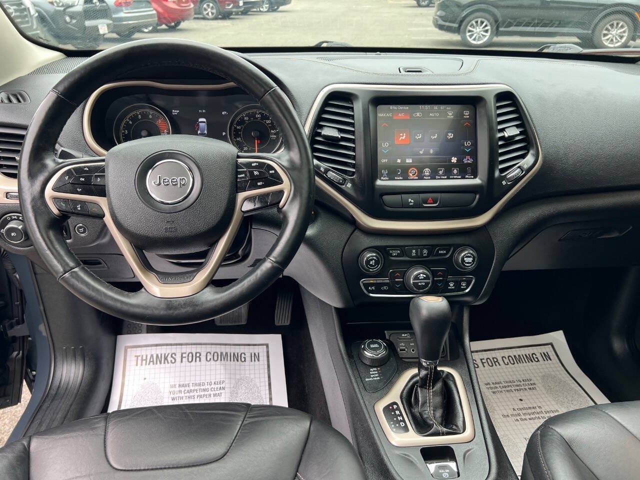 Used 2018 Jeep Cherokee Limited AWD/4WD image 26
