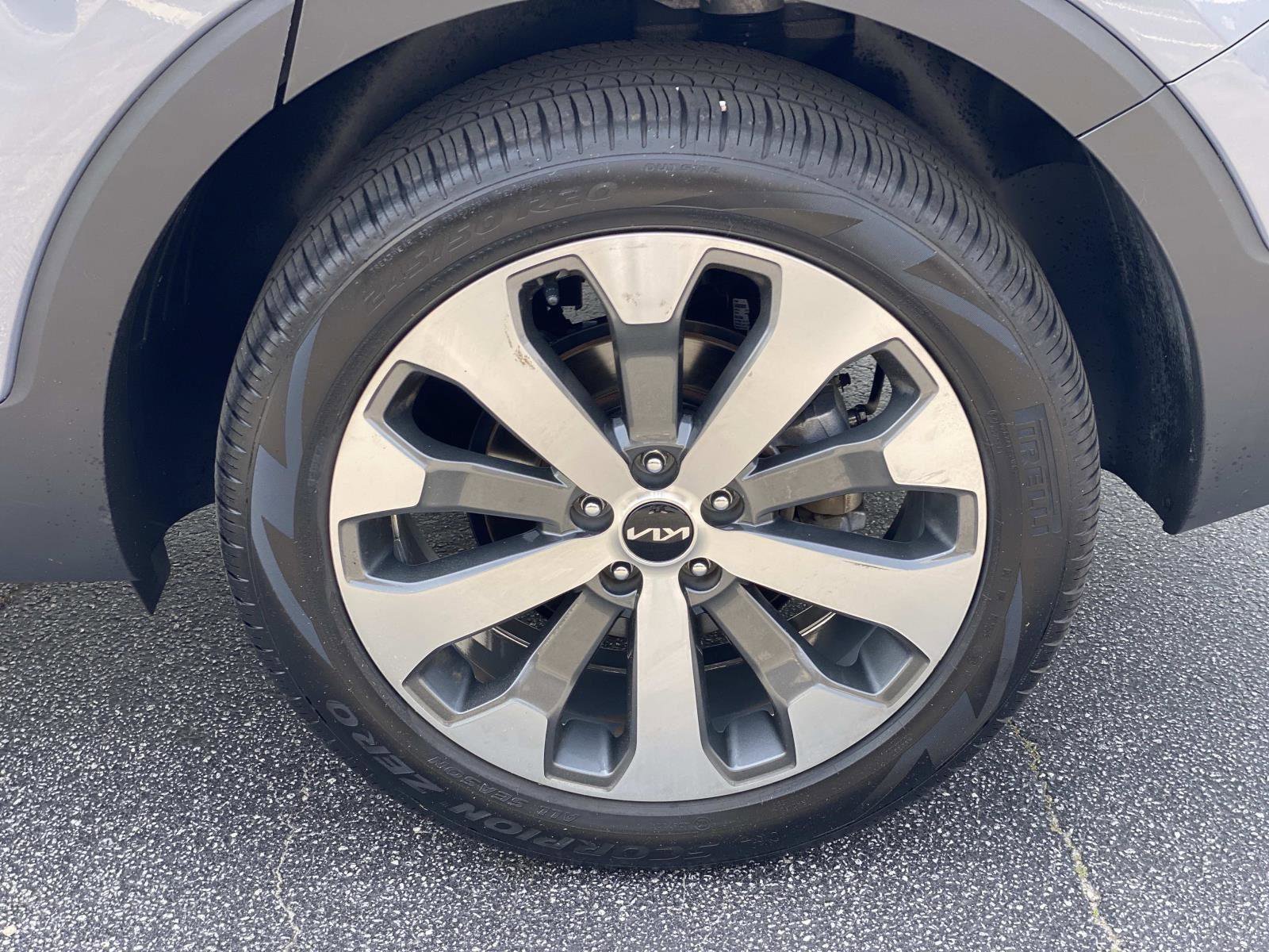 Used 2022 Kia Telluride S image 13