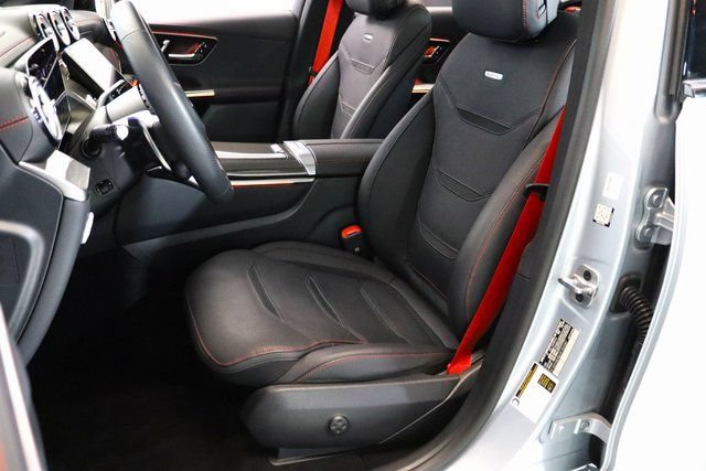 Used 2025 Mercedes-Benz GLC 43 AMG 4MATIC w/ Driver Assistance Package image 18