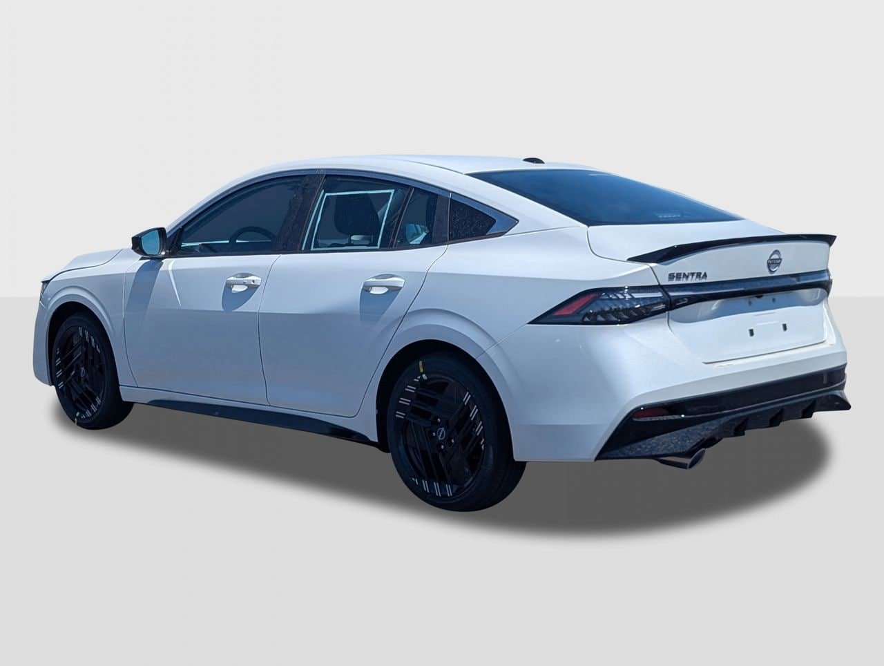 New 2027 Nissan Sentra SR w/ Floor Mat Package FWD image 3