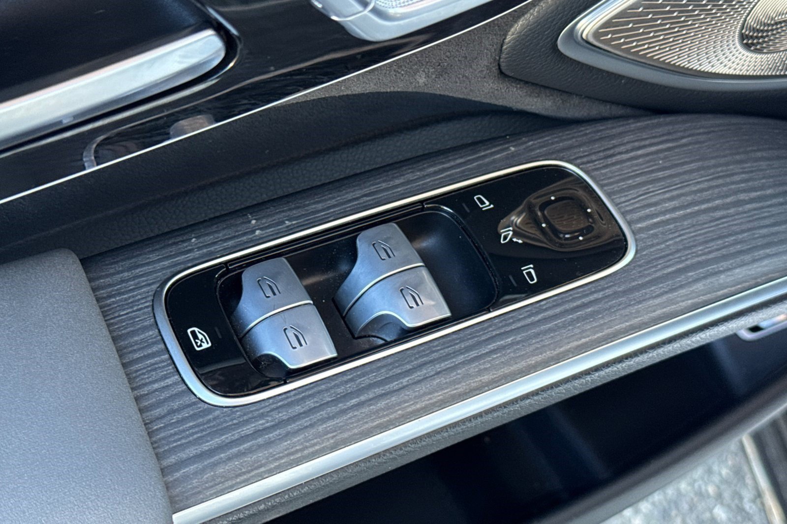 Certified 2023 Mercedes-Benz EQS 580 4MATIC Sedan image 13