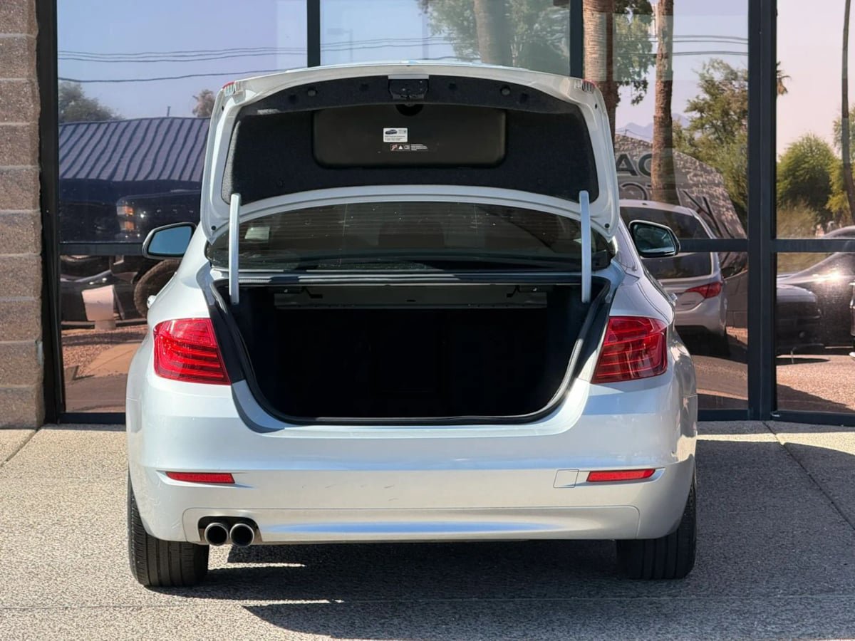 Used 2015 BMW 528i Sedan RWD image 30