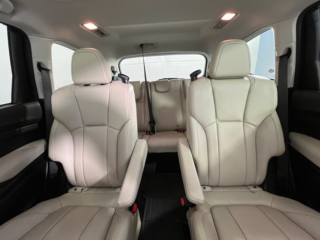Used 2019 Subaru Ascent Limited AWD/4WD image 18