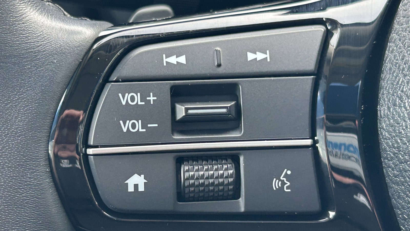 Used 2023 Honda Pilot Touring image 23