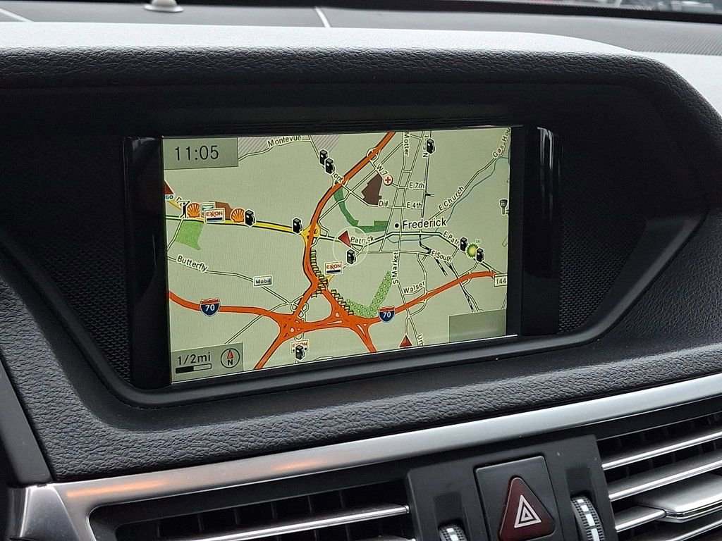 Used 2011 Mercedes-Benz E 350 4MATIC Sedan image 18