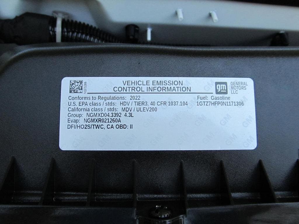 Used 2022 GMC Savana 3500 Extended w/ Driver Convenience Package image 39