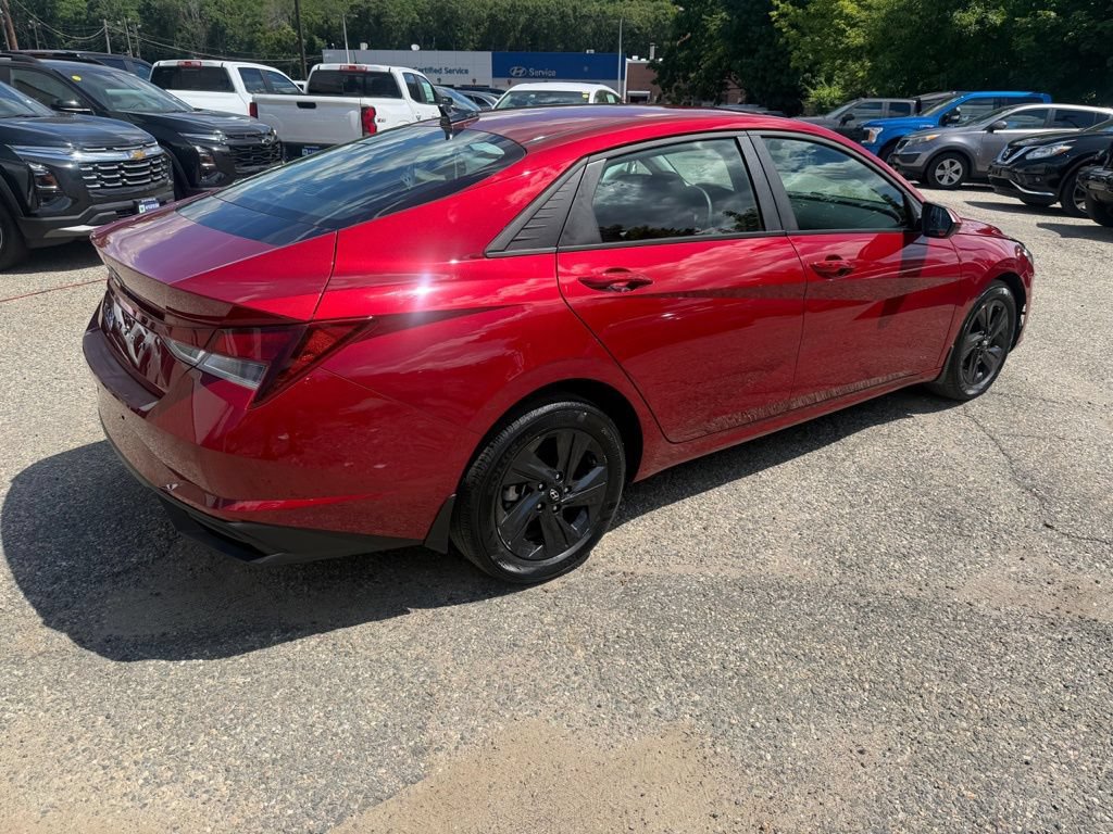 Certified 2023 Hyundai Elantra SEL FWD image 8