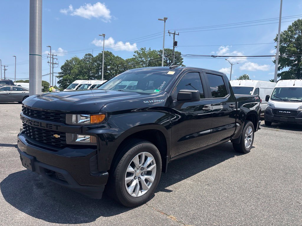 Used 2022 Chevrolet Silverado 1500 Custom AWD/4WD image 2