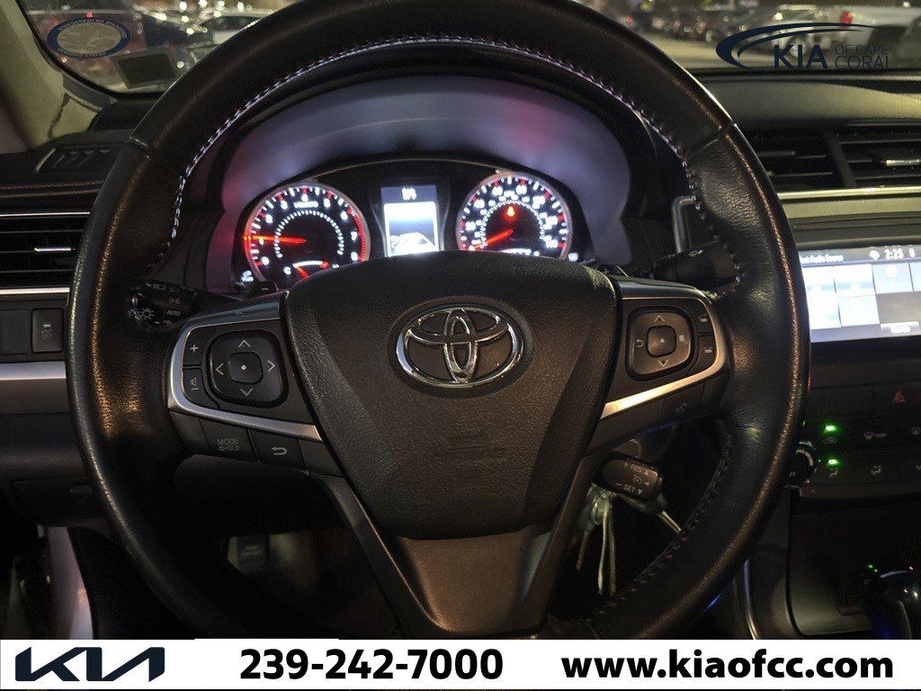 Used 2016 Toyota Camry LE image 19