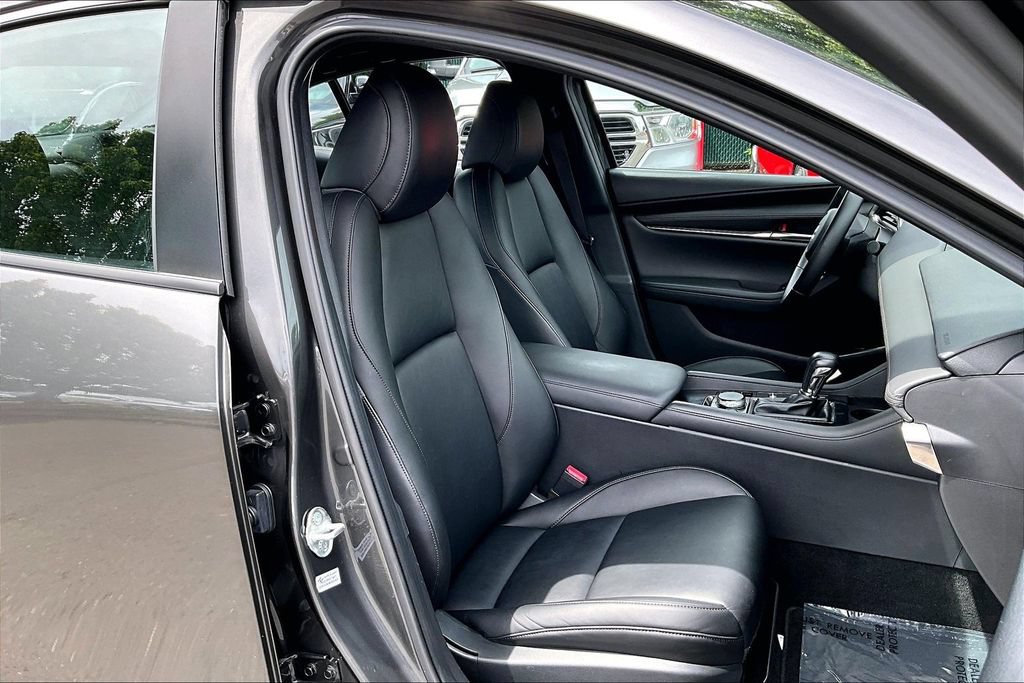 Used 2019 MAZDA MAZDA3 Sedan FWD image 10