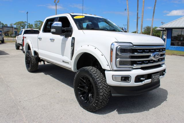 Used 2024 Ford F250 Platinum image 16