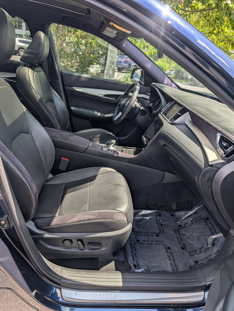 Used 2019 INFINITI QX50 Essential w/ Sensory Package AWD/4WD image 20