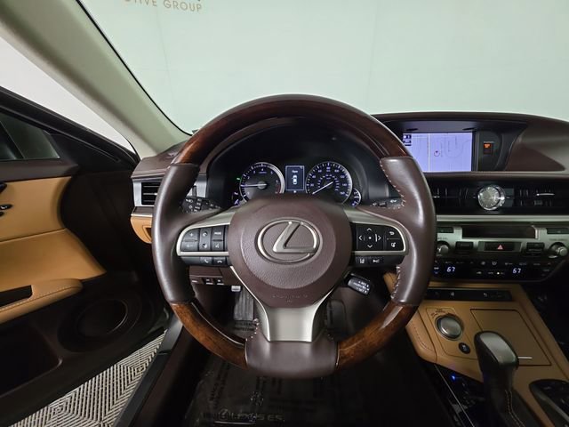 Used 2018 Lexus ES 350 w/ Navigation System Package image 27