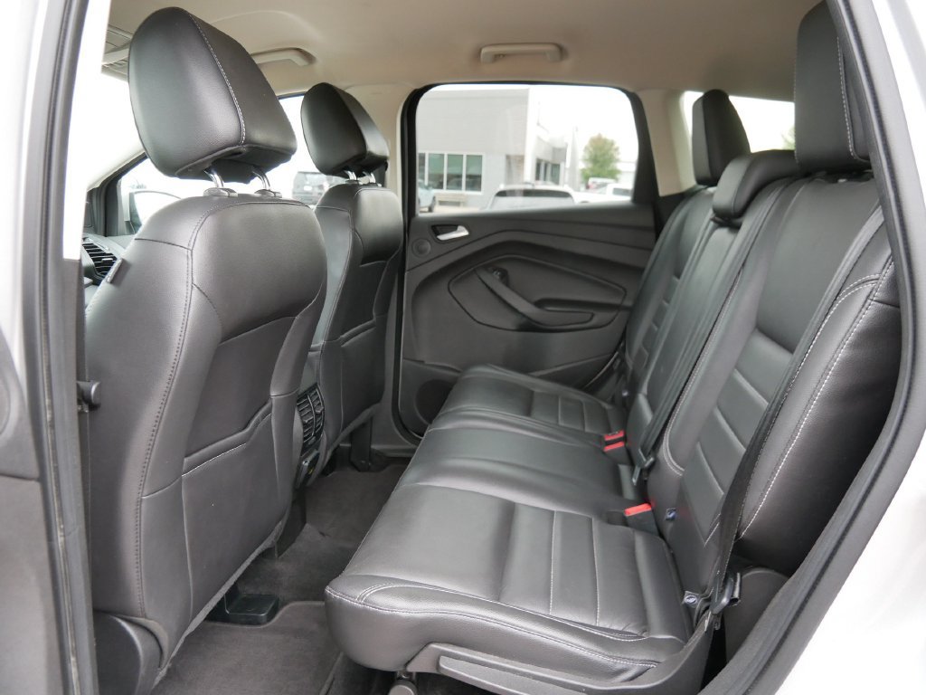 Used 2016 Ford Escape SE w/ SE Leather Comfort Package FWD image 10