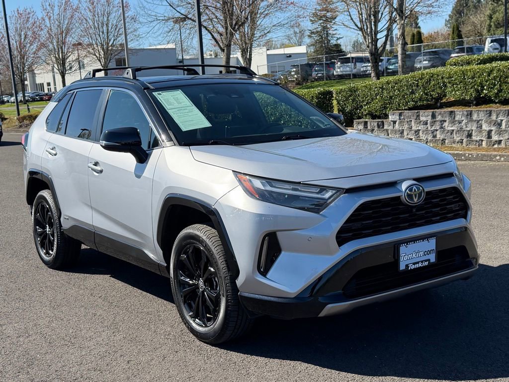 Used 2022 Toyota RAV4 XSE image 2