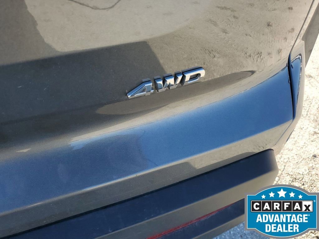 Used 2025 Nissan Pathfinder SV image 41