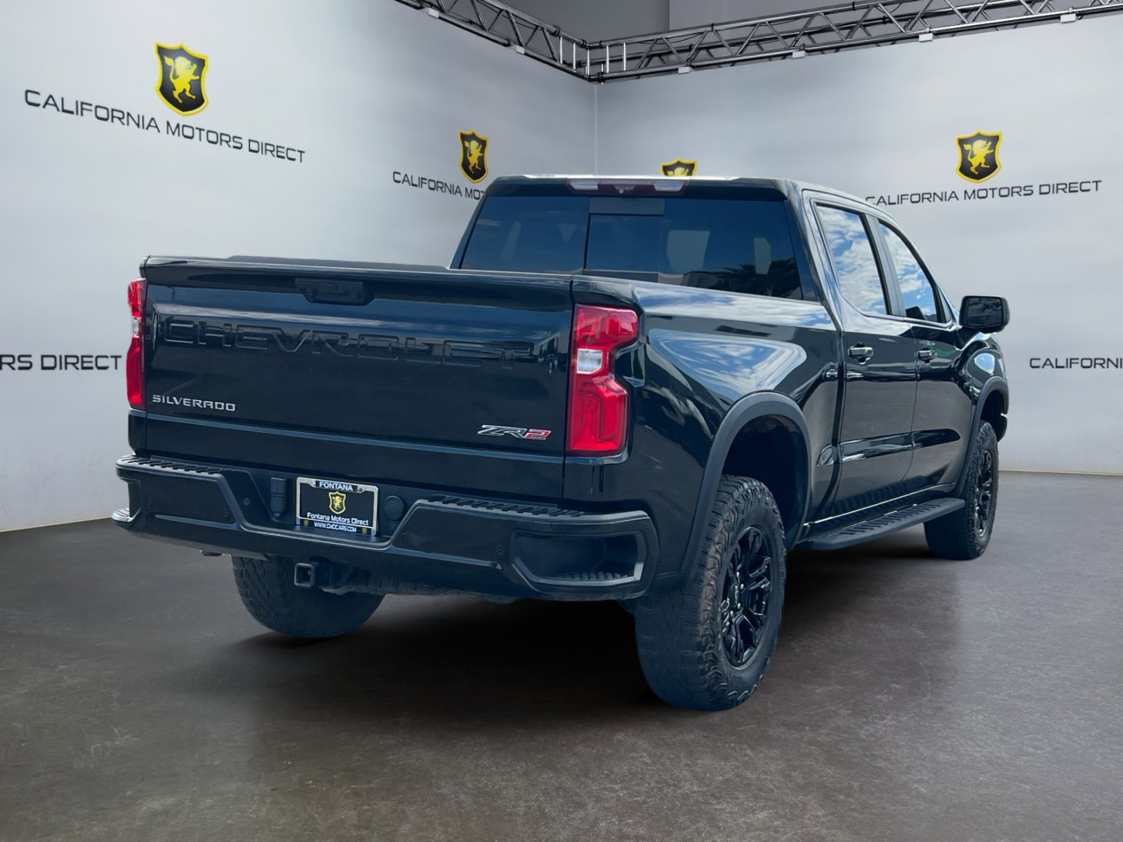 Used 2022 Chevrolet Silverado 1500 ZR2 w/ Technology Package image 5