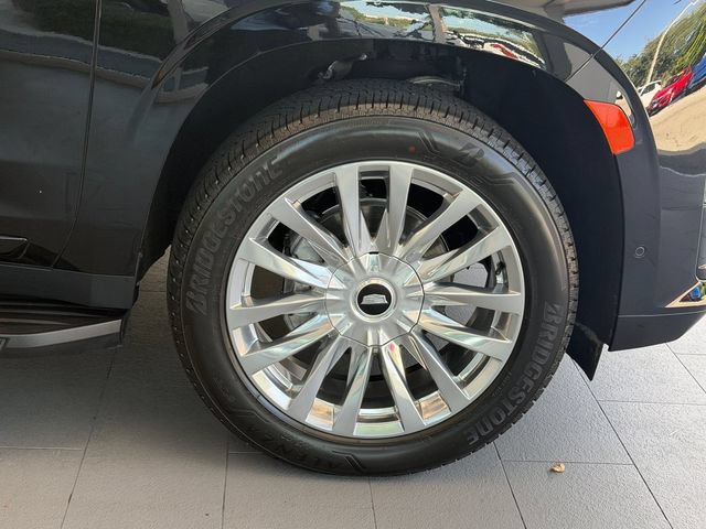 Used 2023 Cadillac Escalade Sport AWD/4WD image 9