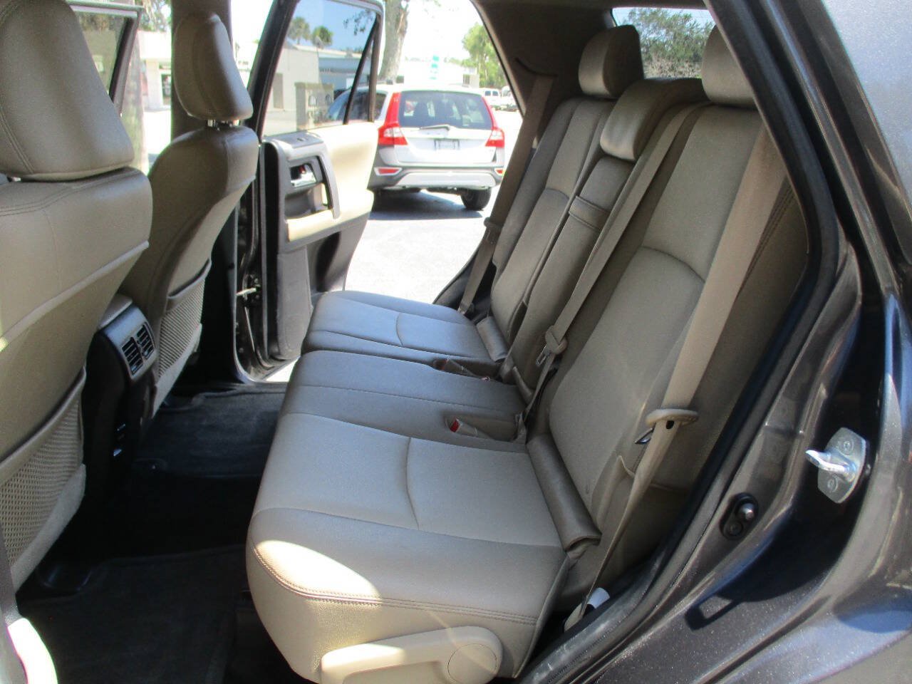 Used 2015 Toyota 4Runner SR5 Premium RWD image 25
