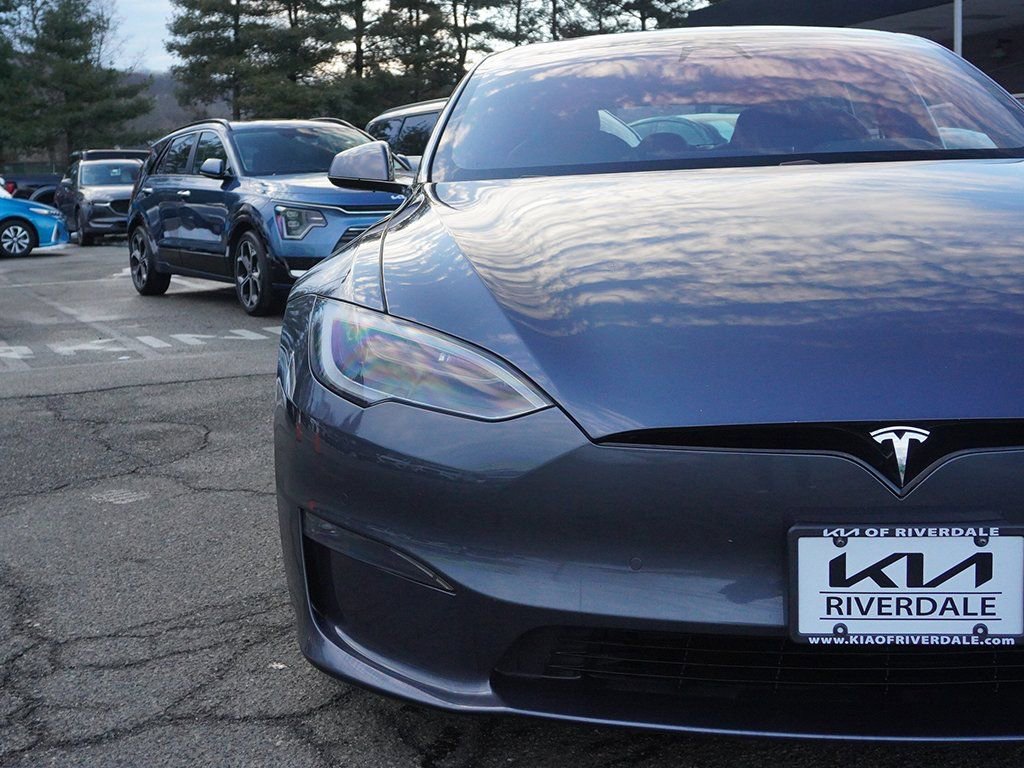 Used 2021 Tesla Model S Plaid image 15
