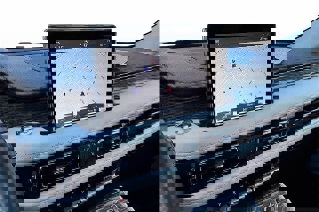 Used 2023 Lincoln Aviator Black Label Grand Touring w/ Class IV Trailer Tow Package image 12